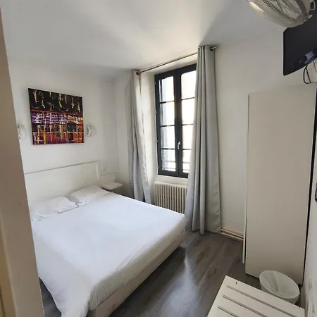 Ξενοδοχείο Le Coin Des Halles 2*