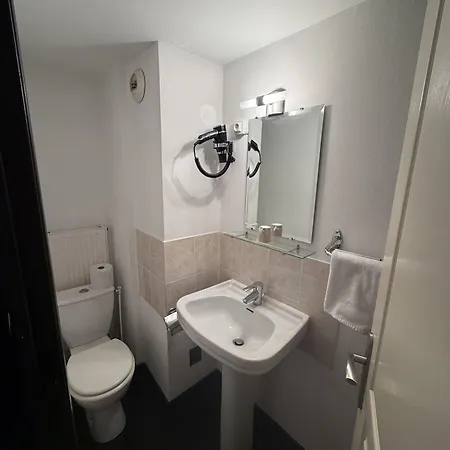 Hotel Le Coin Des Halles Cahors