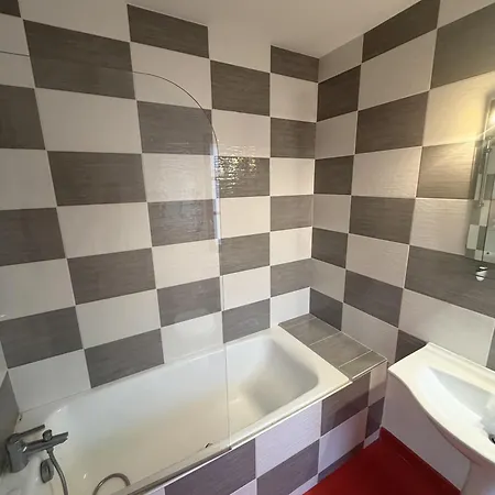 Le Coin Des Halles 2* Cahors