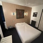 Hotel Le Coin Des Halles 2*