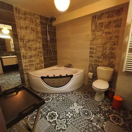 Le Coin Des Halles 2*