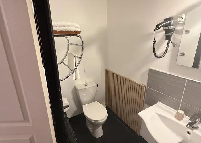 Hotel Le Coin Des Halles 2*